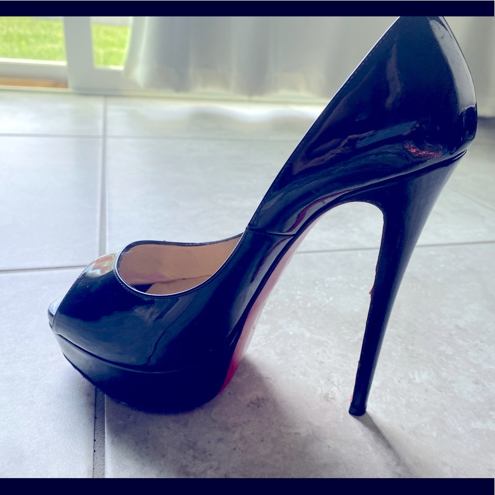 Beautiful Christian Louboutin peep toe pump